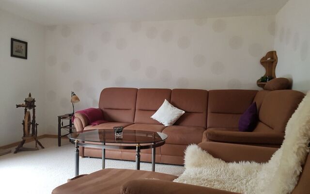 Quaint Apartment in Kaifenheim near Forest