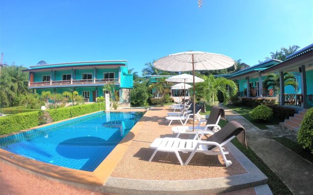 Tum Mai Kaew Resort
