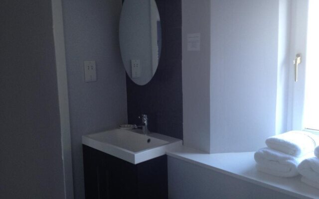 15 Shorehead B & B