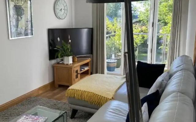 1br-balcony-petfriendly-garden-free Parking