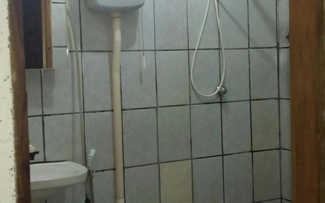 Quitinetes Rusticas Junto a Natureza - Bruxas e Bruxos