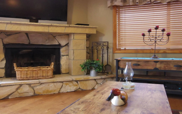 Lakeview House at Lake Arrowhead