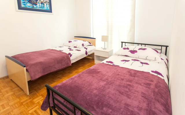 Three Wells Apartment