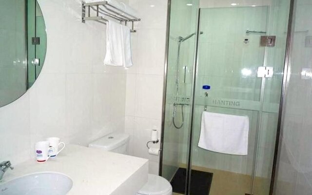 Hanting Express Shenyang North 2nd East Road