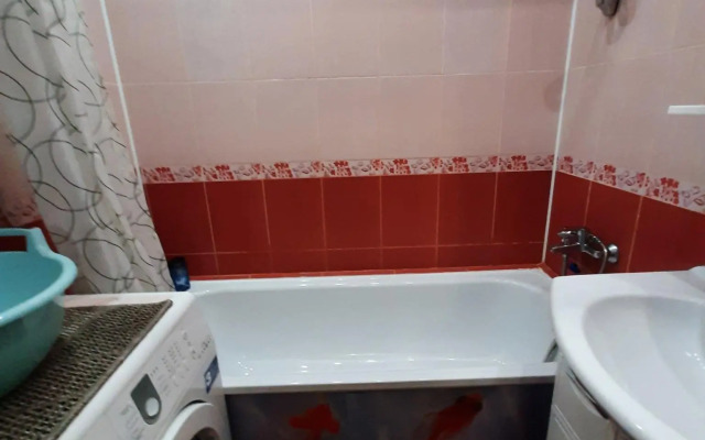 Апартаменты на улице Нововартовская 4