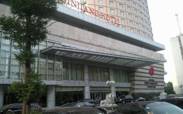 Huainan Xinjinjiang Hotel