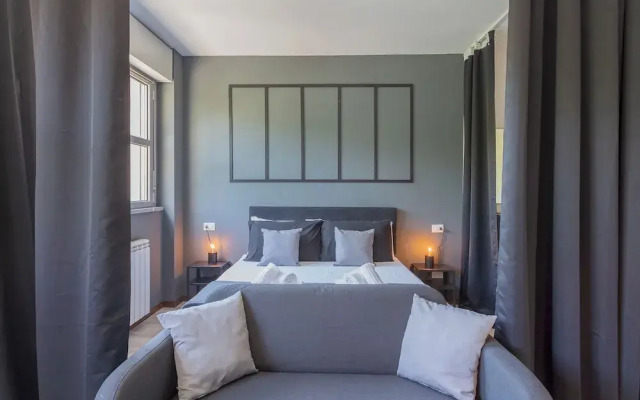 Black Loft Como by Rent all Como