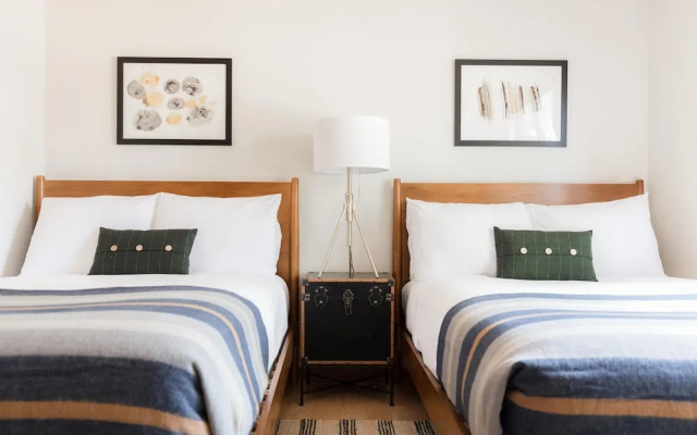 Wildwood by AvantStay   Cabin w/ 3 Decks, Ping Pong, Fire Pits, & Outdoor Grill