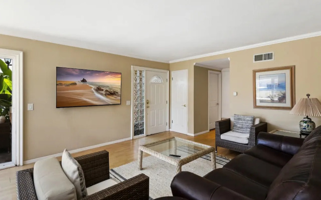 Newport Beach Bungalow