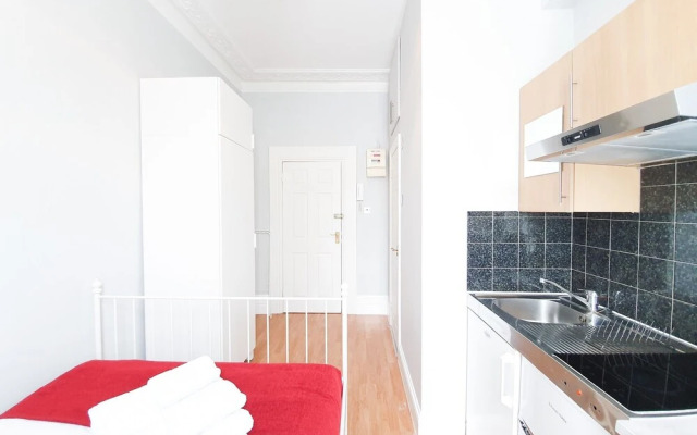 Modern Studio in the Heart of Acton