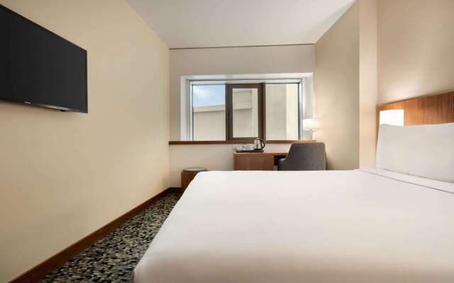 Ramada by Wyndham Lisbon