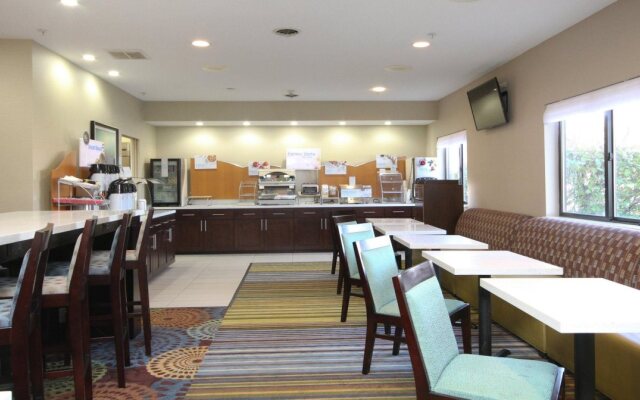 Holiday Inn Express Marshall by IHG