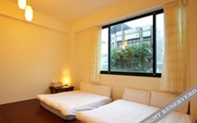 Sea Breeze Hostel
