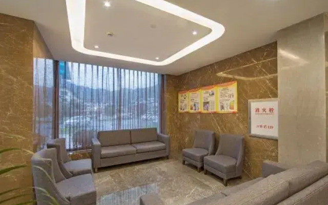 Huacai Hotel