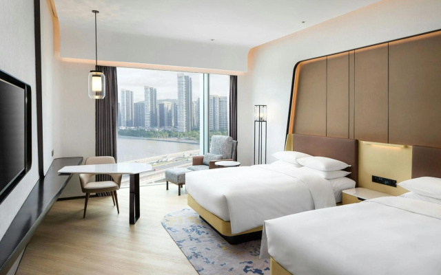 Renaissance Zhuhai Hotel – Guest Rooms – Zhuhai