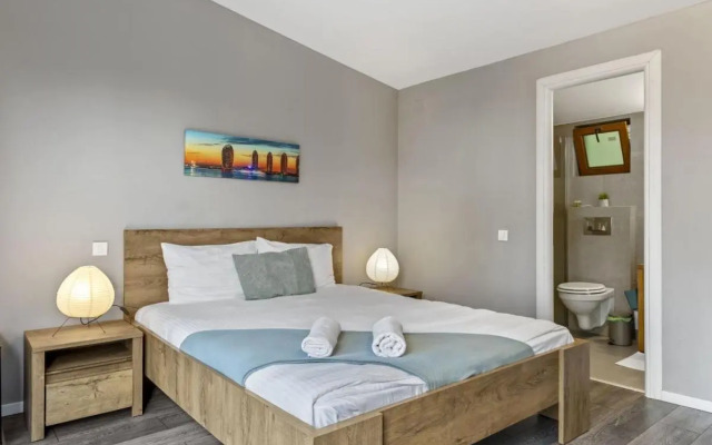 Silver Bungalow
