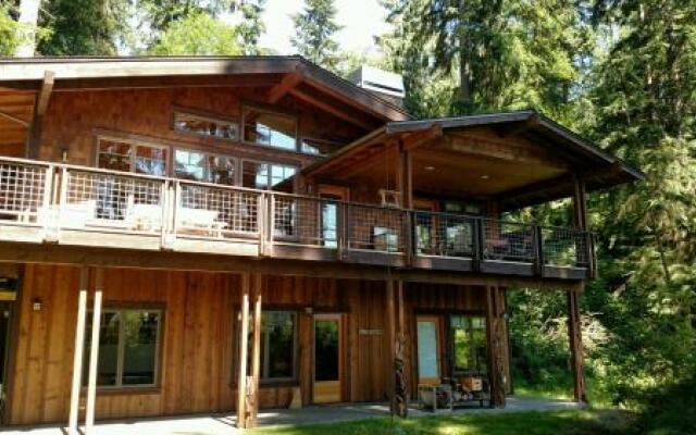 248 - Goss Lake Chalet