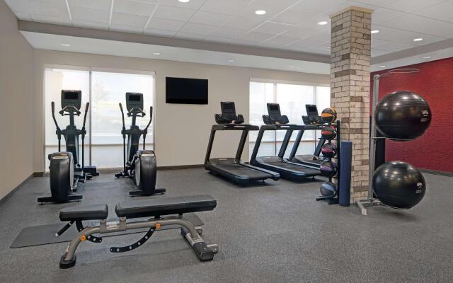 Home2 Suites Asheville Airport