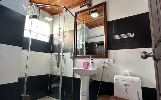 Villa Thida Mekong Riverside