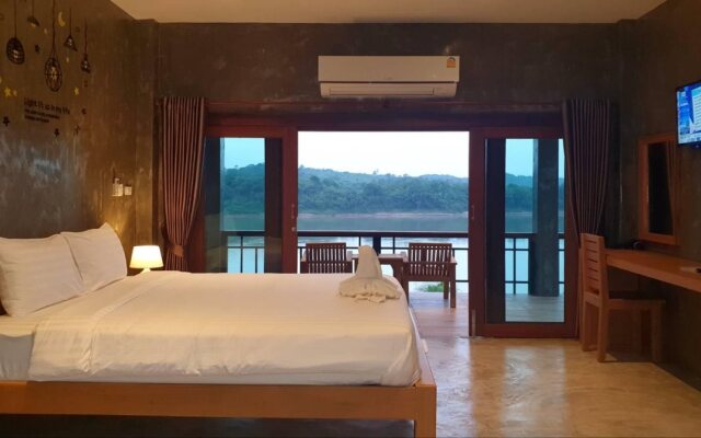 Chiang Klong Riverside Resort