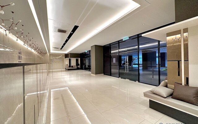 Twin Tower Residence by Stayrene