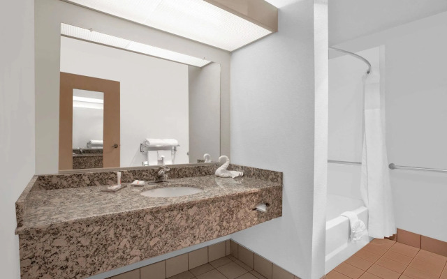 Kent/Sea-Tac Airport hotel