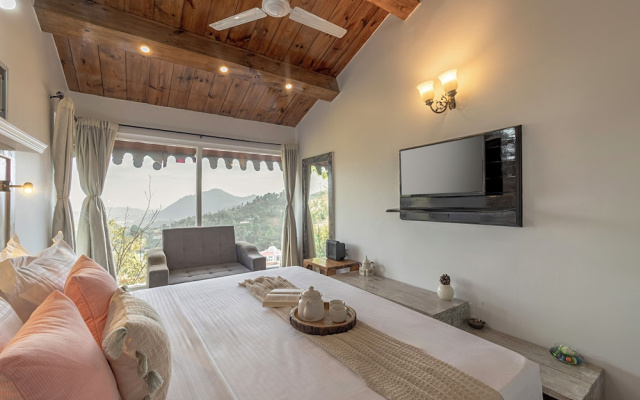 Alaya Stays Farsauli 1 Pet friendly 3BHK