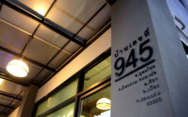 House 945