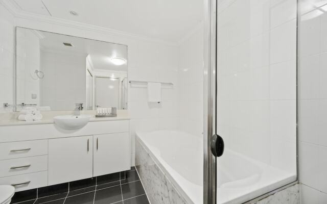 HomeHotel Stylish 3 Bed Clean & Comfort