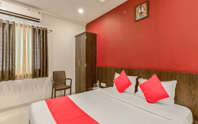 OYO 19196 Shree Sai Niladri Residency