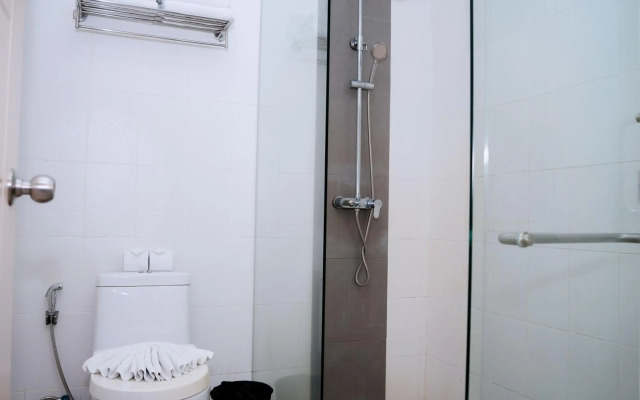 SunSeaSand Hotel (Patong) (SHA Certified)