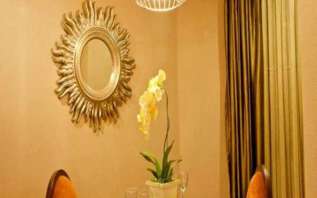 Royal Garden Hotel