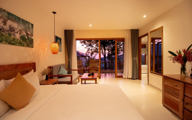 Camia Resort & Spa