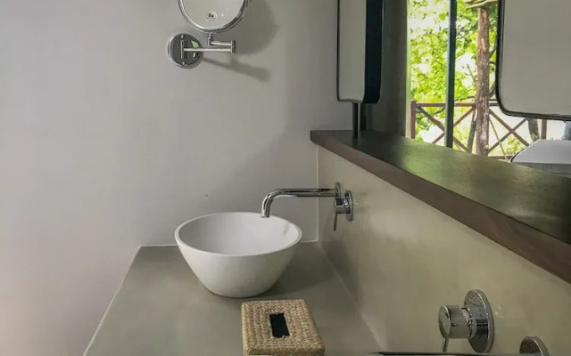 Laluka Safari Lodge