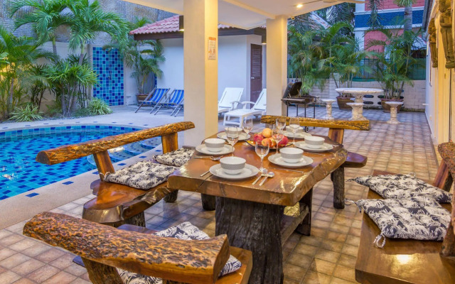 Villa Waree 5 minutes from City and Beach