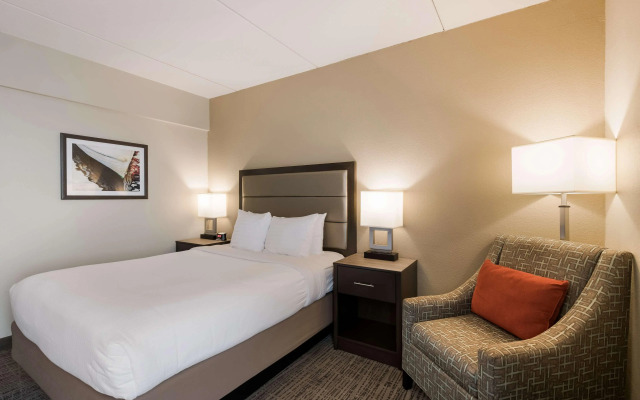 Best Western Holiday Lodge