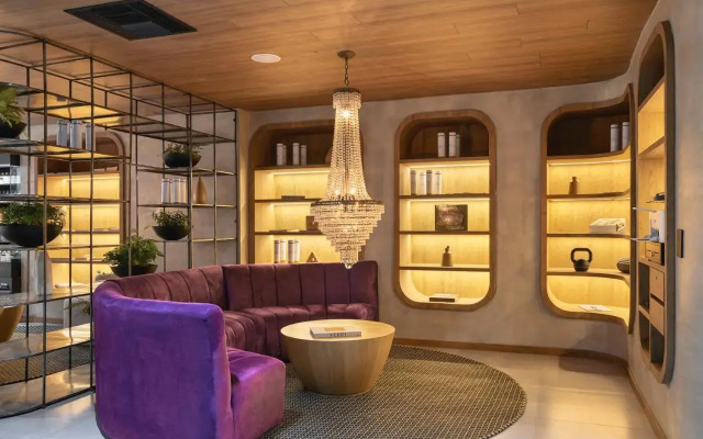 Wellcomm Spa & Hotel