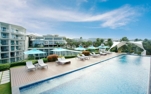 The Lind Boracay