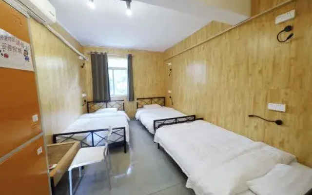 Dong Shan Gaga Hostel