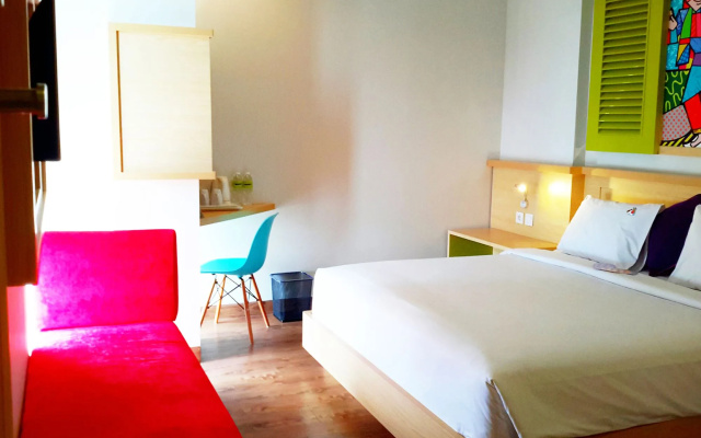 MaxOneHotels.com at Kramat