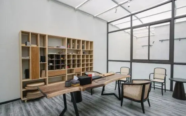 Yinzuo Garden Hotel