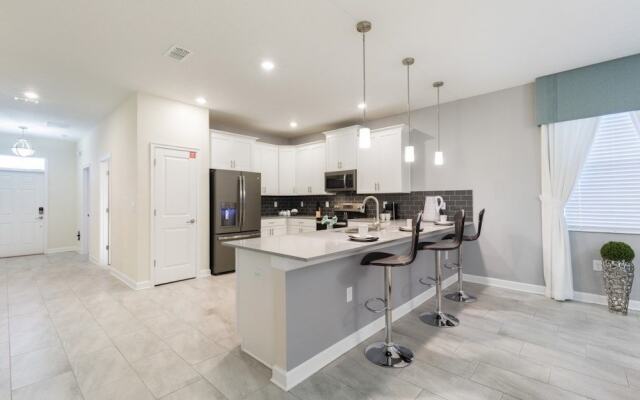 Amazing House! Champions Gate - 8915SD