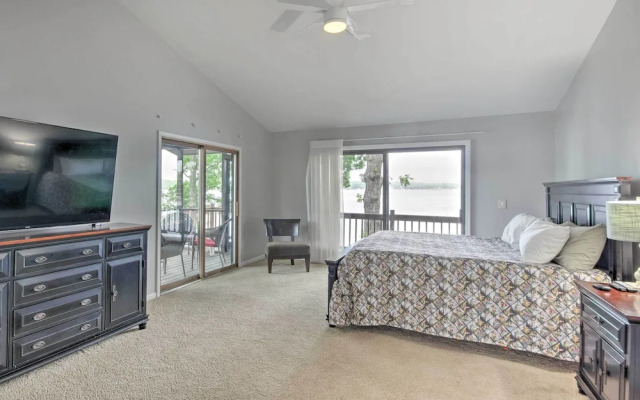 Private Dock: Waterfront Lake Ozark Home!