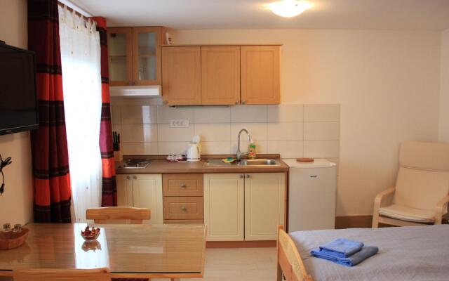 Lovely Apartment in Bohinjska Bistrica with Barbecue