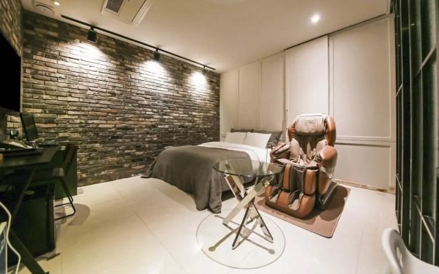 Lexy Hotel