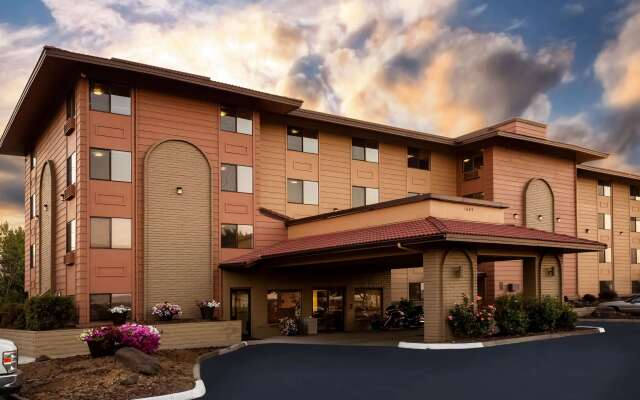 Baymont by Wyndham Yakima Riverfront