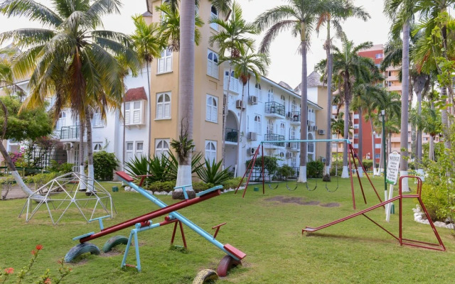 SandCastles Deluxe Beach Resort