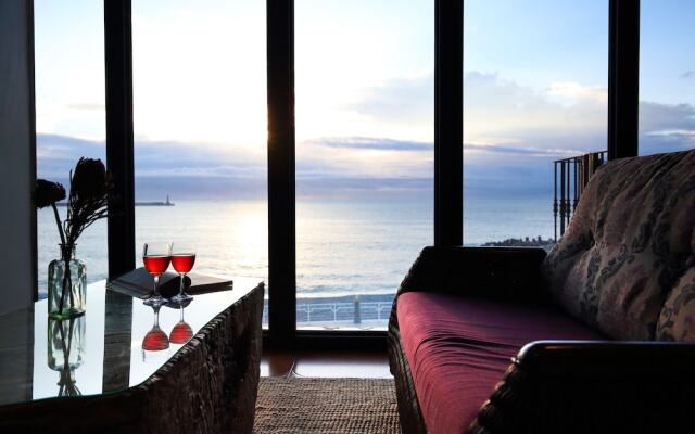 Slow Living Seaview B&B