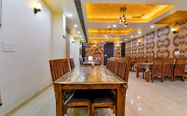 Fabhotel Prime Indra Palace
