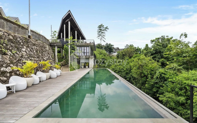 Uluwa Villa by Kozystay - Jimbaran
